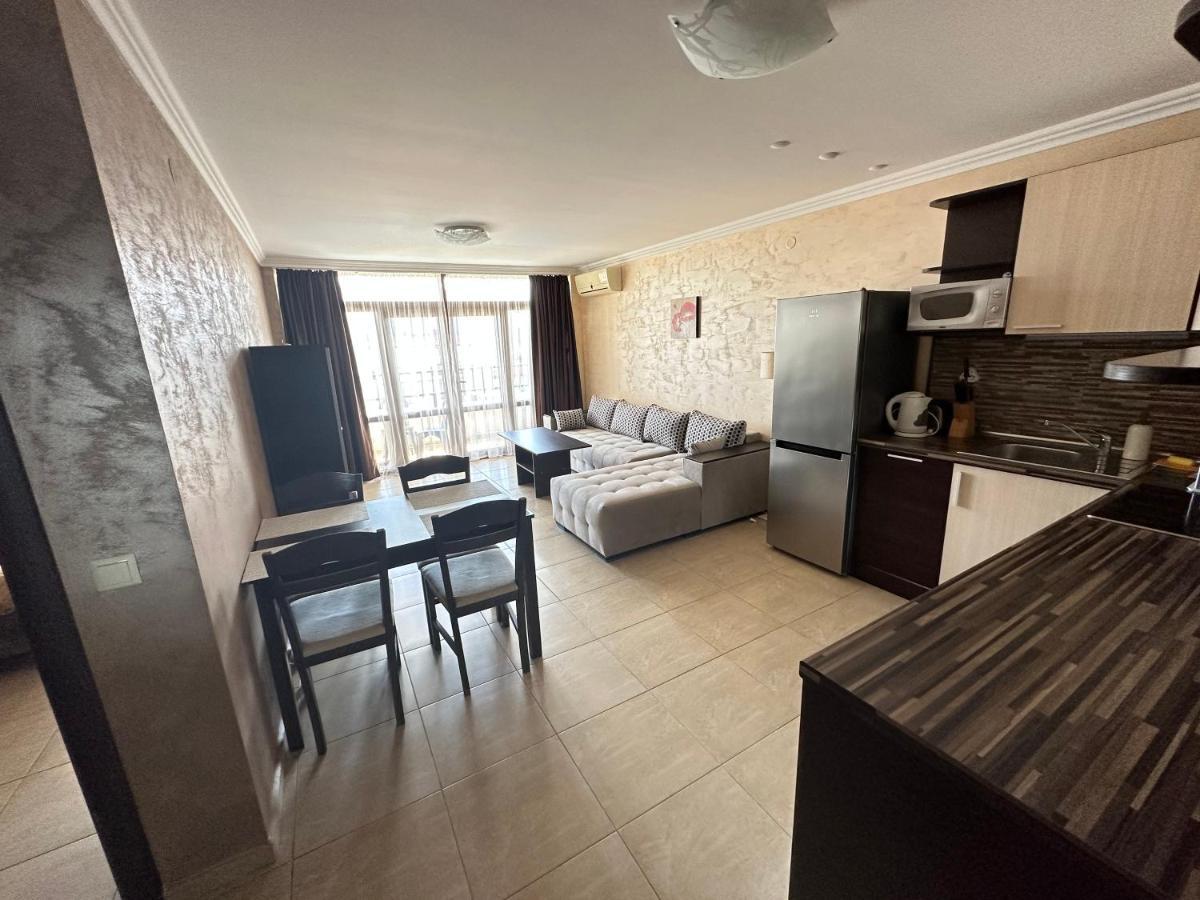 Bademite Apartments Sveti Vlas Eksteriør bilde