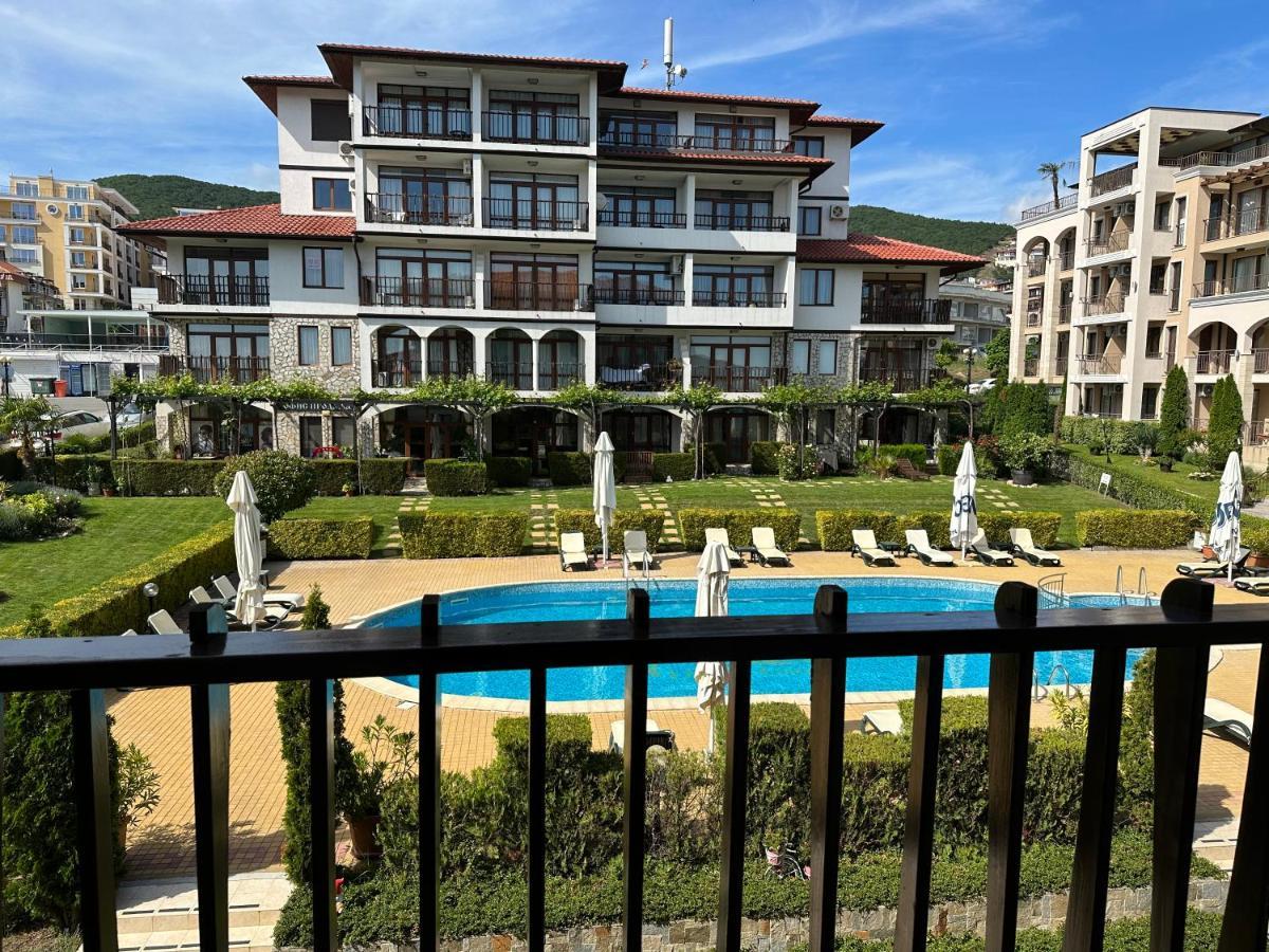 Bademite Apartments Sveti Vlas Eksteriør bilde